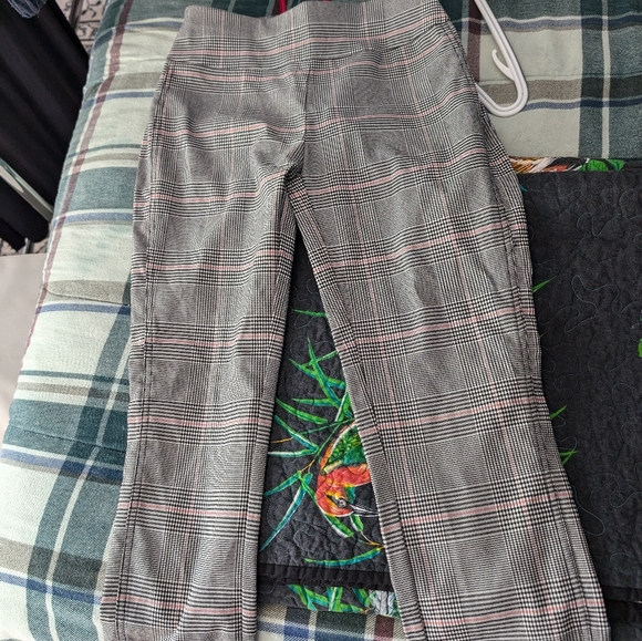 Pants - Picture 2 of 7